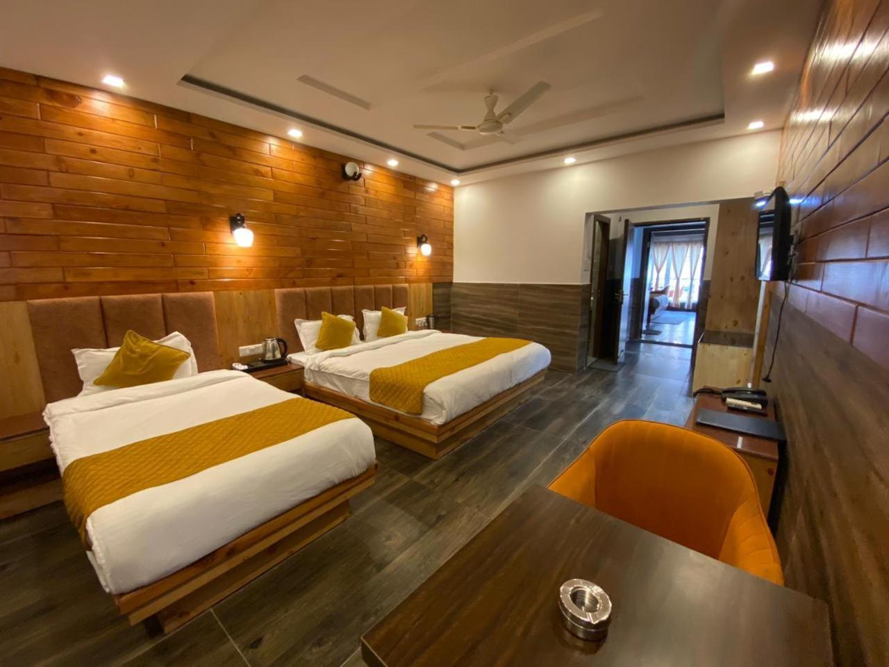 The Aesthetic Hotel & Restaurant Bhīm Tāl Exteriér fotografie