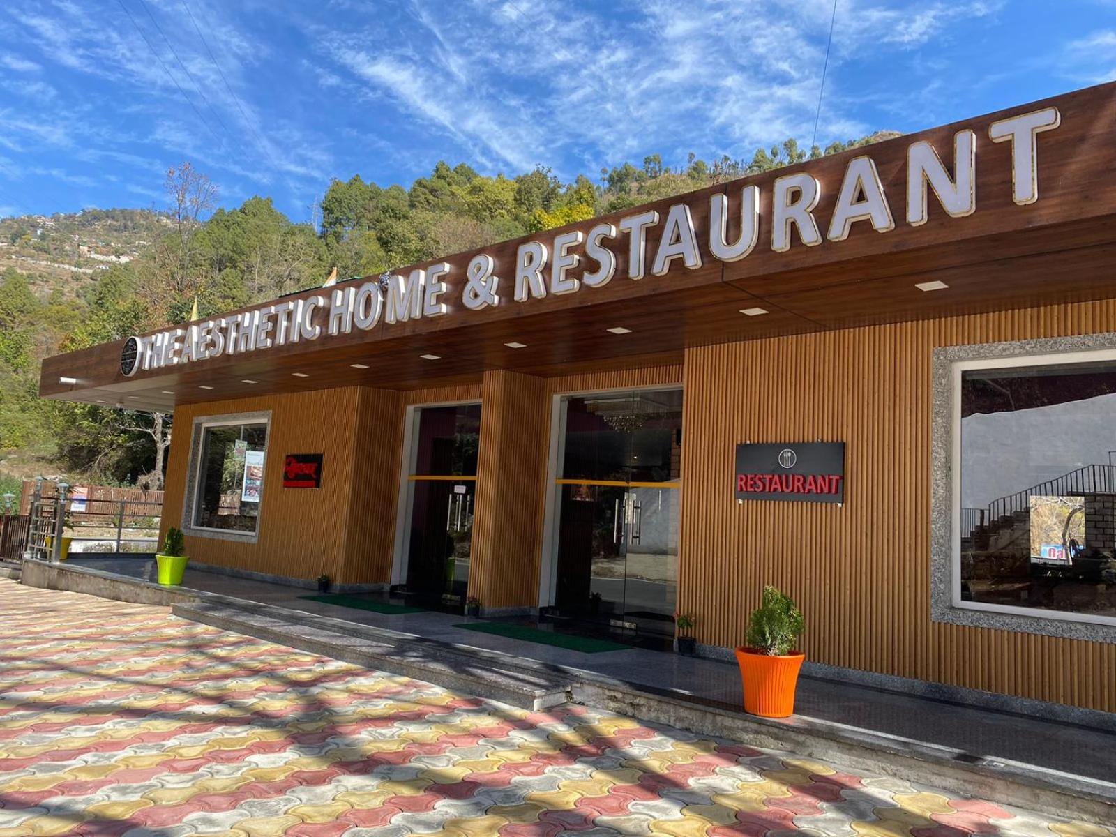The Aesthetic Hotel & Restaurant Bhīm Tāl Exteriér fotografie